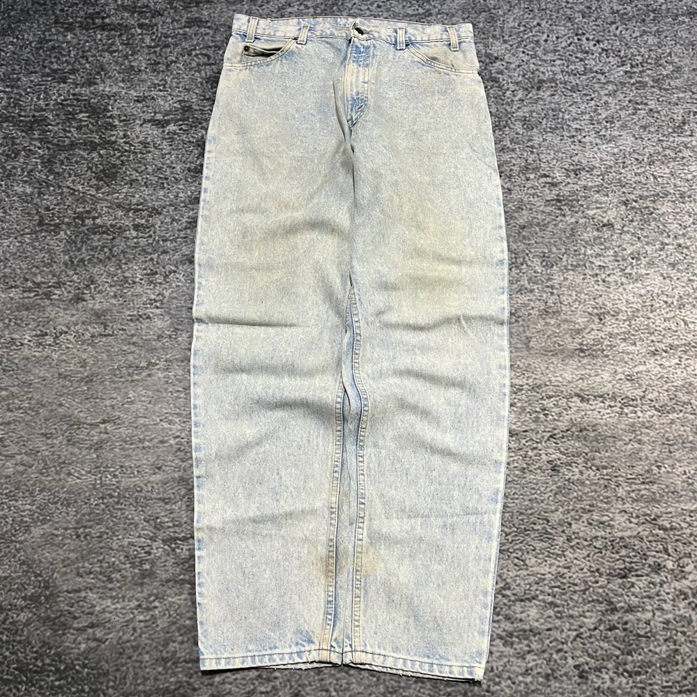 Levi's - Picture 2 of 16